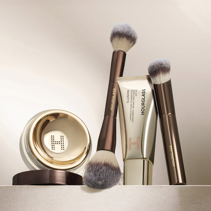 Ambient Soft Glow Foundation Brush