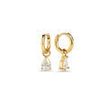 Gold hoop earrings with a pear-cut clear stone pendant on a white background. Nickel-free and waterproof jewelry by Mia Bijoux Canada.

Boucles d'oreilles anneaux dorées avec pendentif serti d'une pierre transparente taille poire sur fond blanc. Bijoux sans nickel et résistants à l'eau par Mia Bijoux Canada.