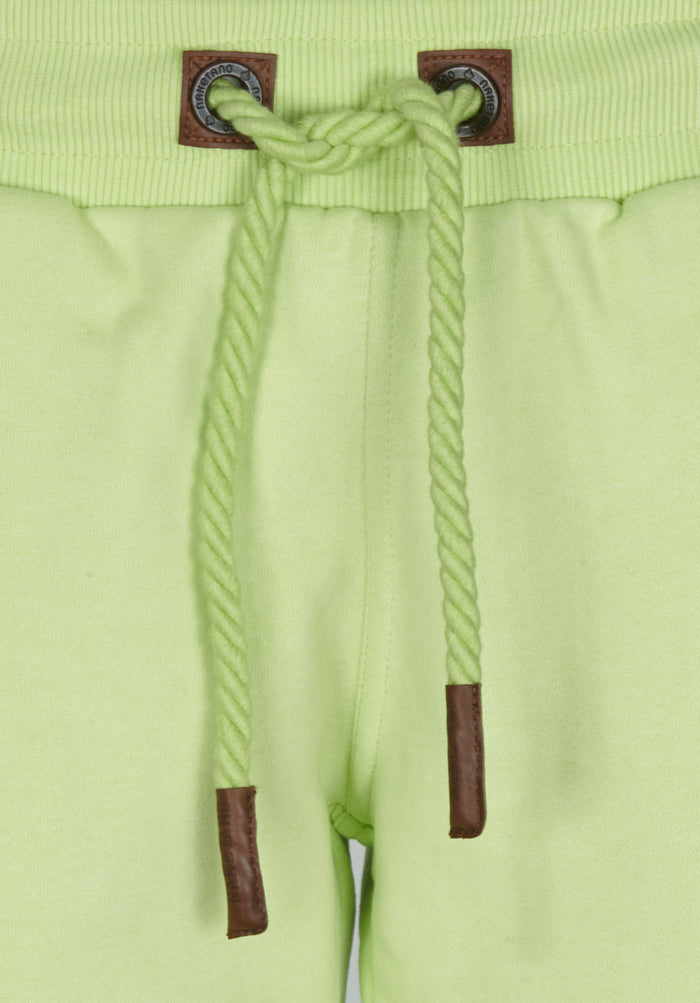 Deine Muttaaa - Matcha Green Melange