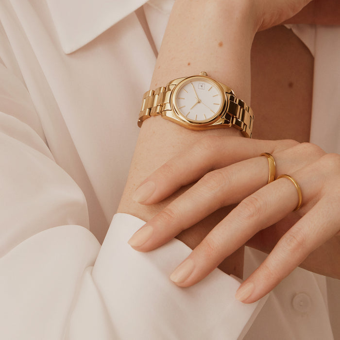 women gold watch tarnish resistant montre ronde qui ne ternit pas hypoallergénique