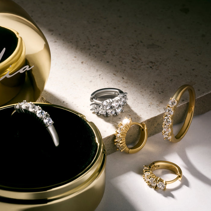Diamond look cubic zirconia rings and huggie earrings in gold and silver stainless steel, elegant stackable jewelry set, hypoallergenic non-tarnish jewelry for sensitive skin, affordable luxury jewelry Canada