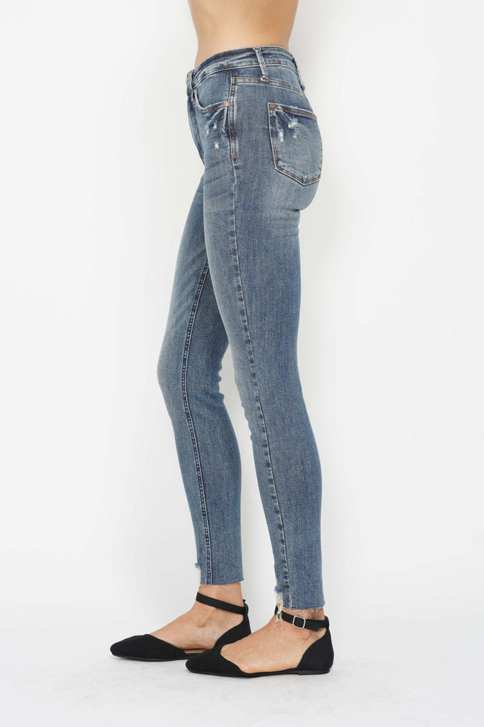 Judy Blue Skinny Fit Date Night High Rise Jeans Reg/Curvy (plus)