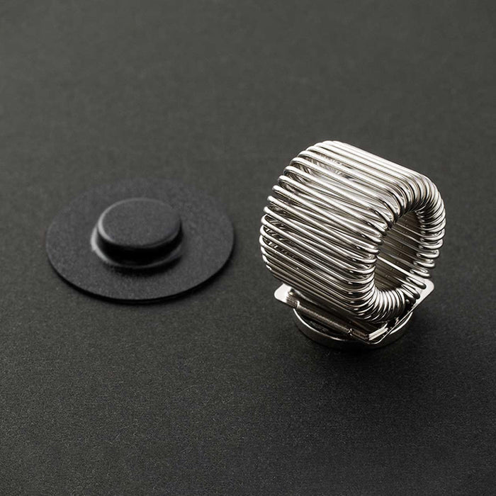 MAGNET PEN HOLDER // SILVER