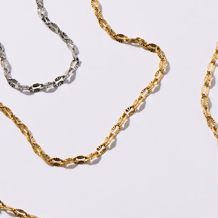 Minerva Neck Chain
