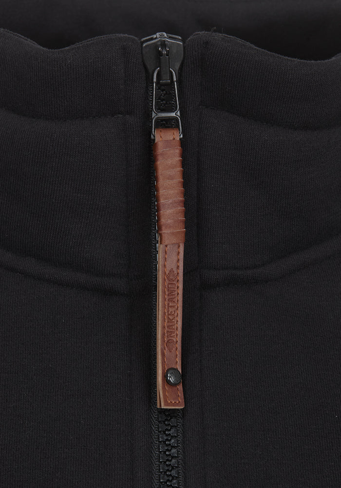 Monsterbumserin 20 - Black