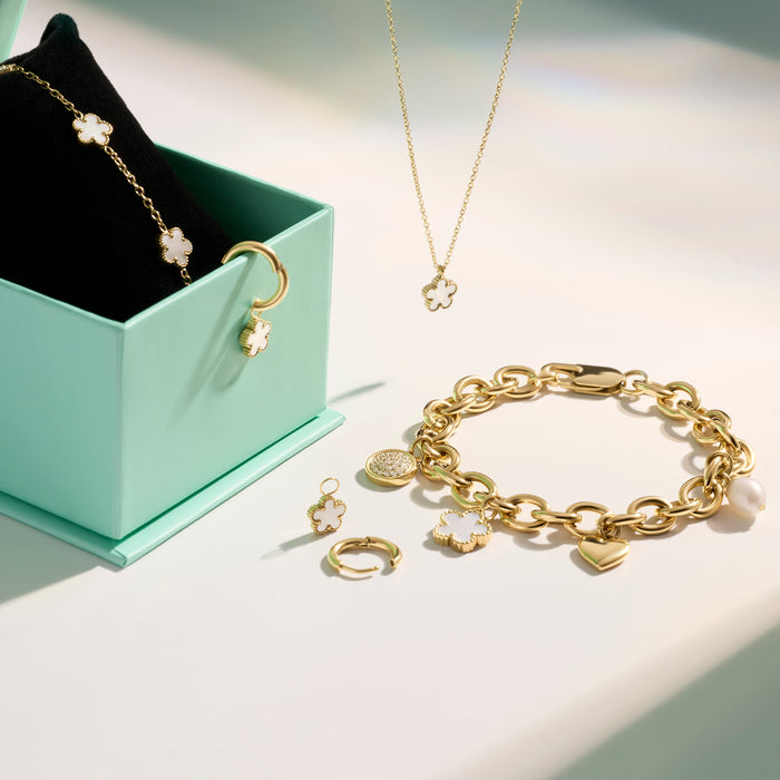 Nellie Pendant Necklace