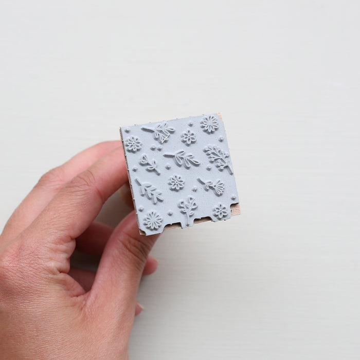 RUBBER STAMP // LITTLE FLOWERS