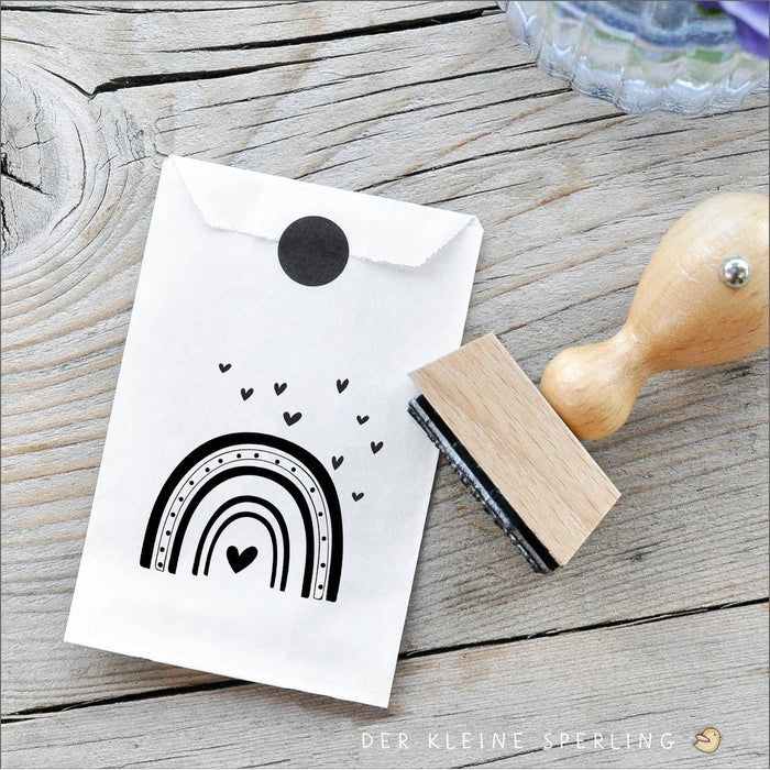 RUBBER STAMP // RAINBOW WITH HEARTS