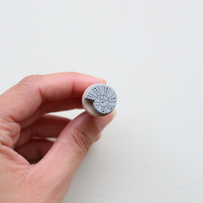 RUBBER STAMP // SHELL DOTS