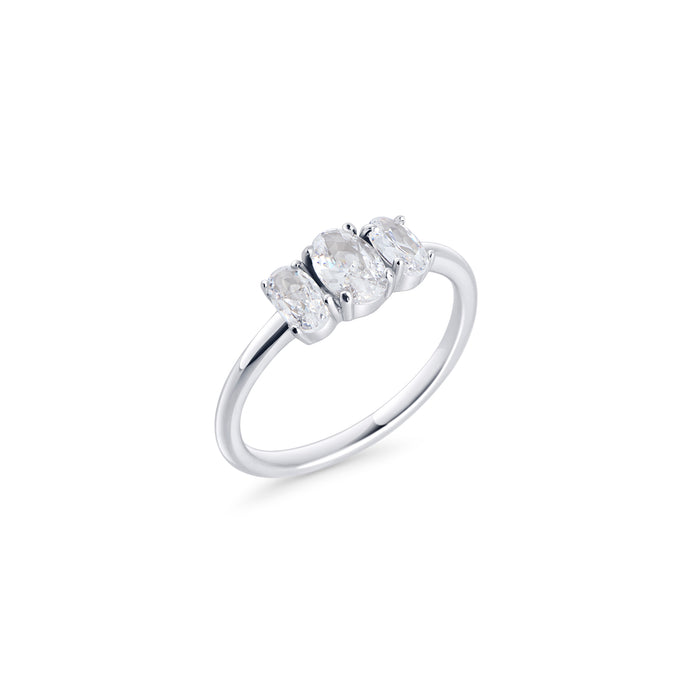 Sparkling Zircon Gold Ring Elegant water-resistant hypoallergenic Dainty Bague Or Zircon Élégant Hypoallergène Acier Inoxydable Mia
